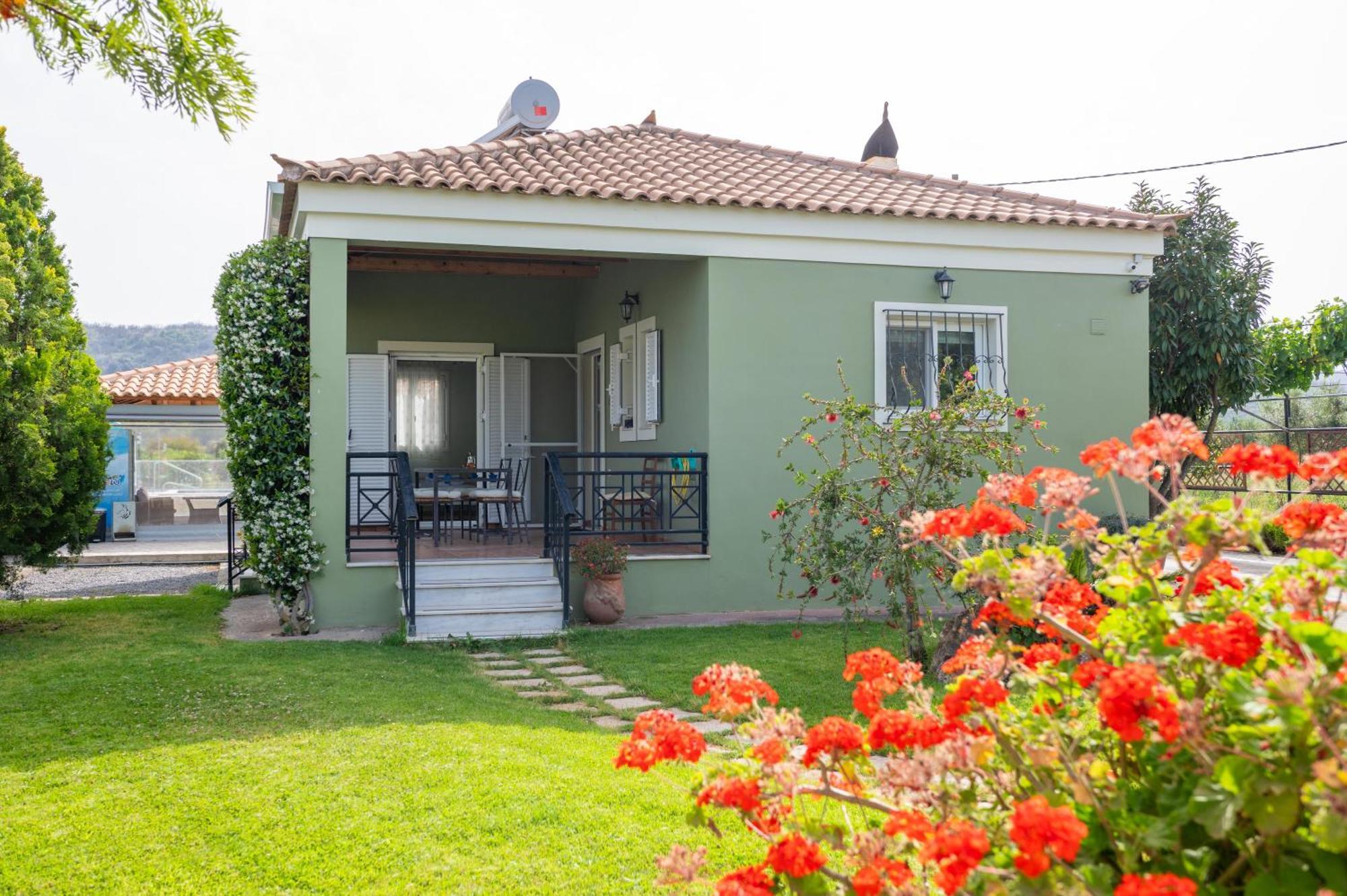 Spedion Villa - Near To Sea Villas With Heated Swimming Pool Γύθειο Δωμάτιο φωτογραφία