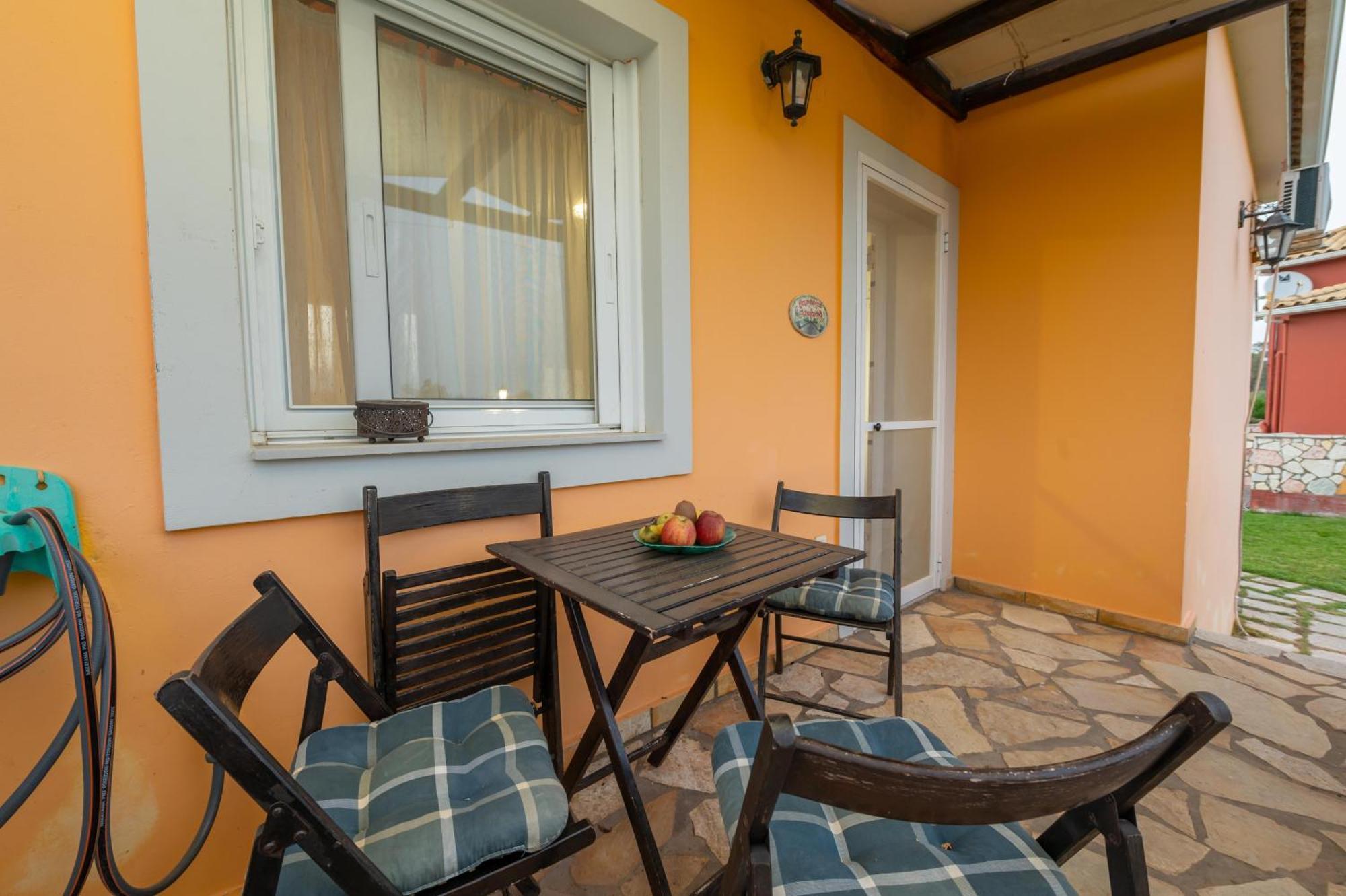 Spedion Villa - Near To Sea Villas With Heated Swimming Pool Γύθειο Δωμάτιο φωτογραφία
