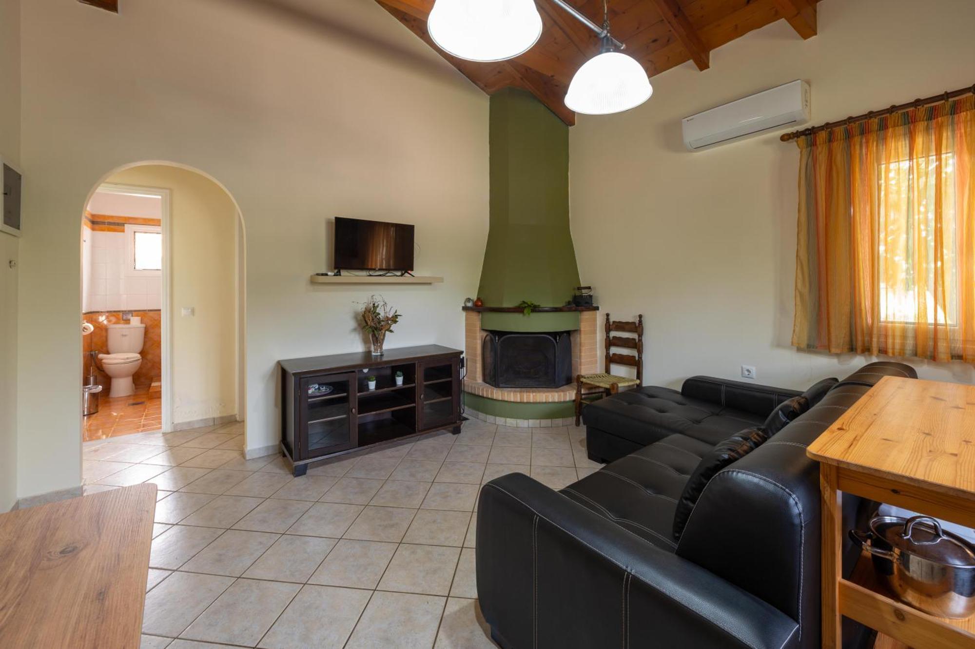 Spedion Villa - Near To Sea Villas With Heated Swimming Pool Γύθειο Δωμάτιο φωτογραφία