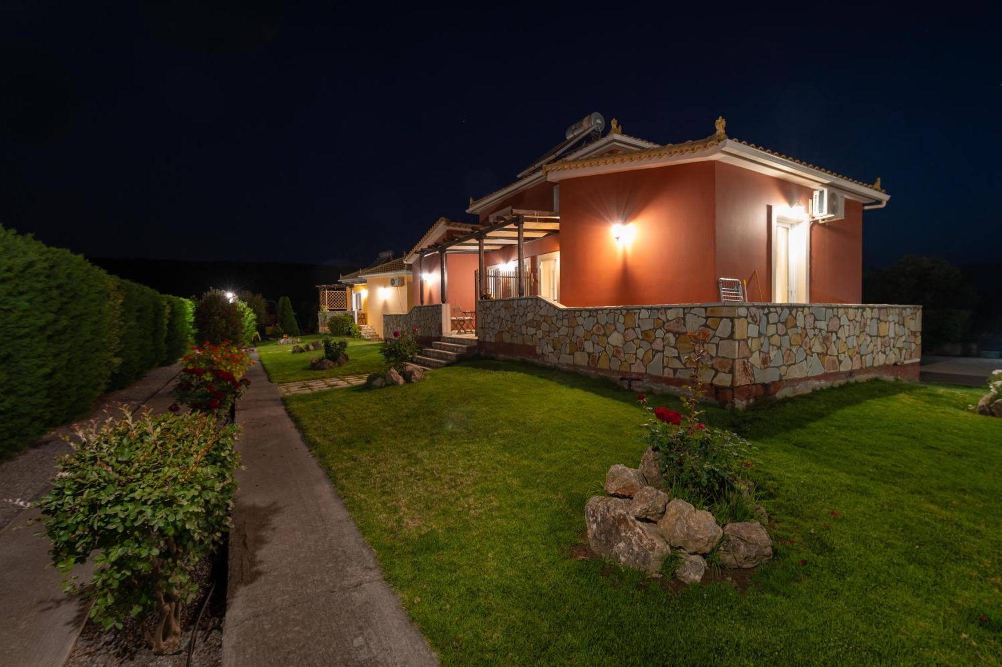 Spedion Villa - Near To Sea Villas With Heated Swimming Pool Γύθειο Εξωτερικό φωτογραφία