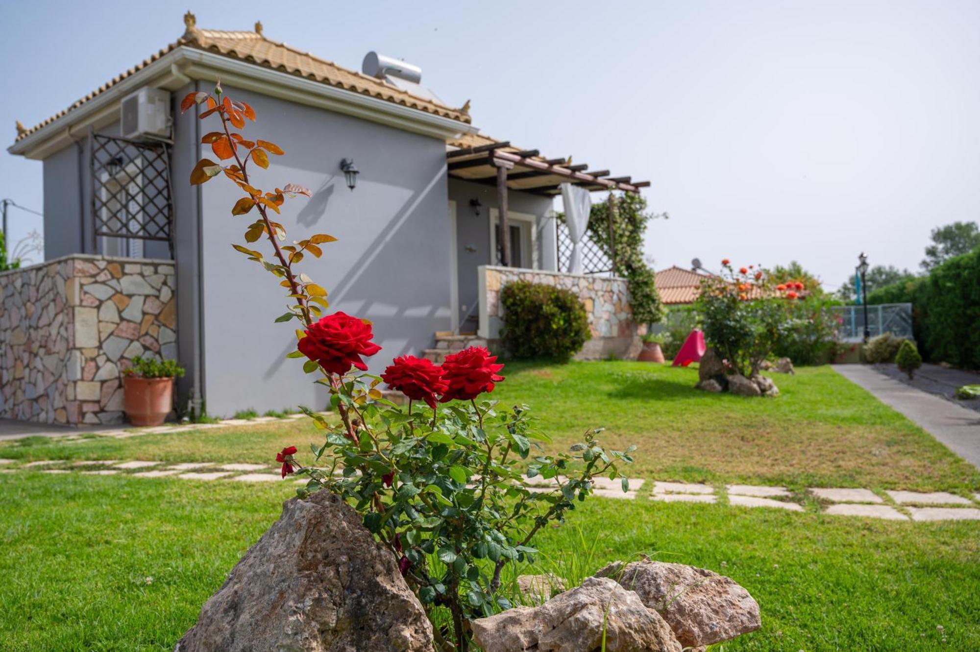 Spedion Villa - Near To Sea Villas With Heated Swimming Pool Γύθειο Εξωτερικό φωτογραφία